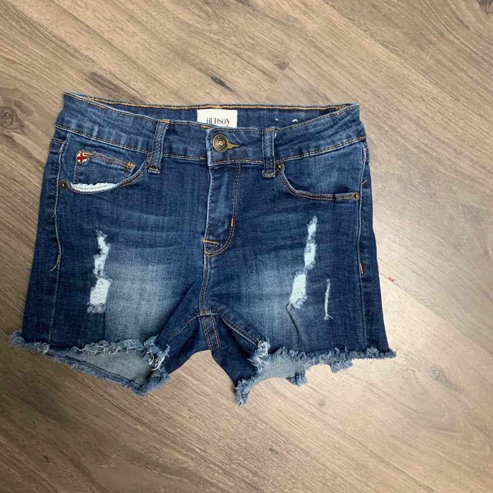 Hudson fray hem size 14 jean shorts